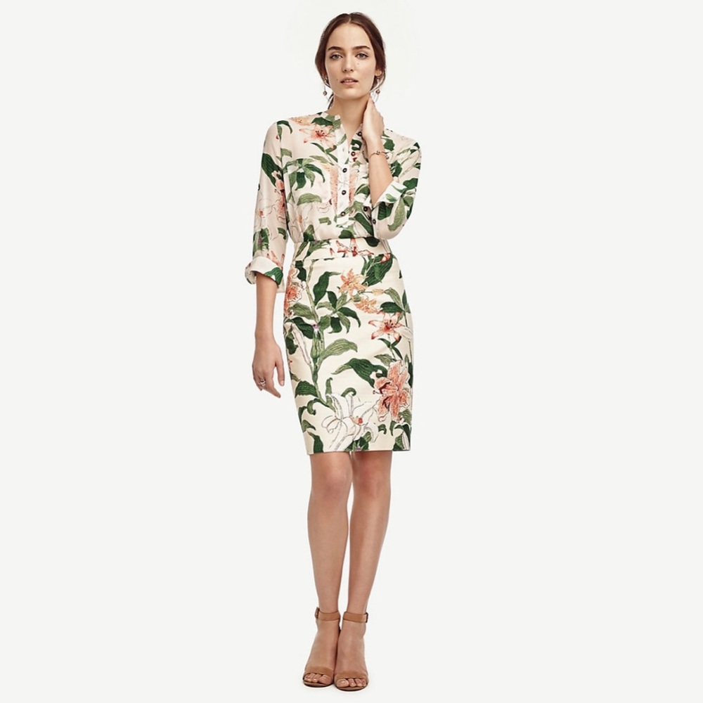 Ann Taylor Garden Print Pencil Skirt